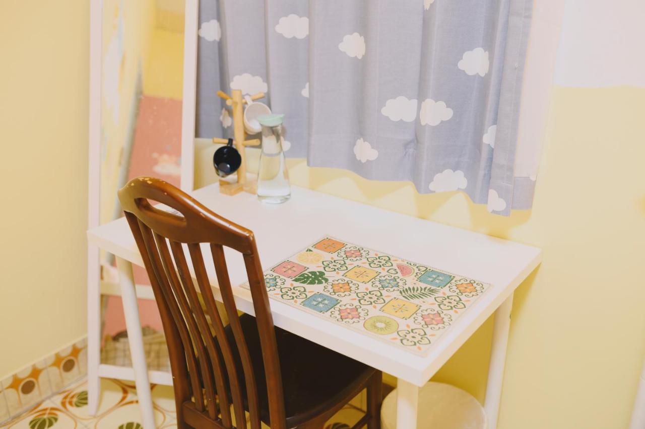 Red Letter Day Apartment Đài Nam Ngoại thất bức ảnh
